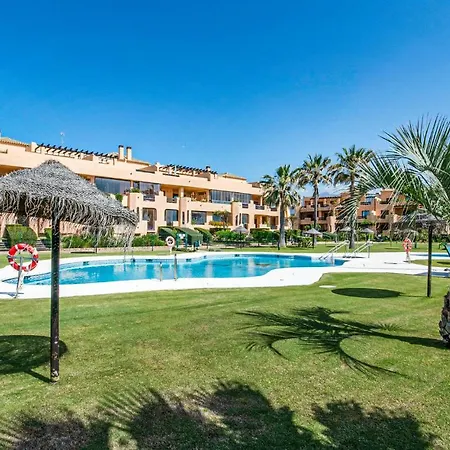 2 Bedroom Amazing In Apartment Casares